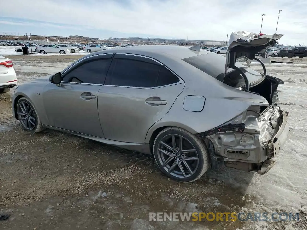 2 fotografías del automóvil dañado JTHD81F22L5040840 LEXUS IS 2020