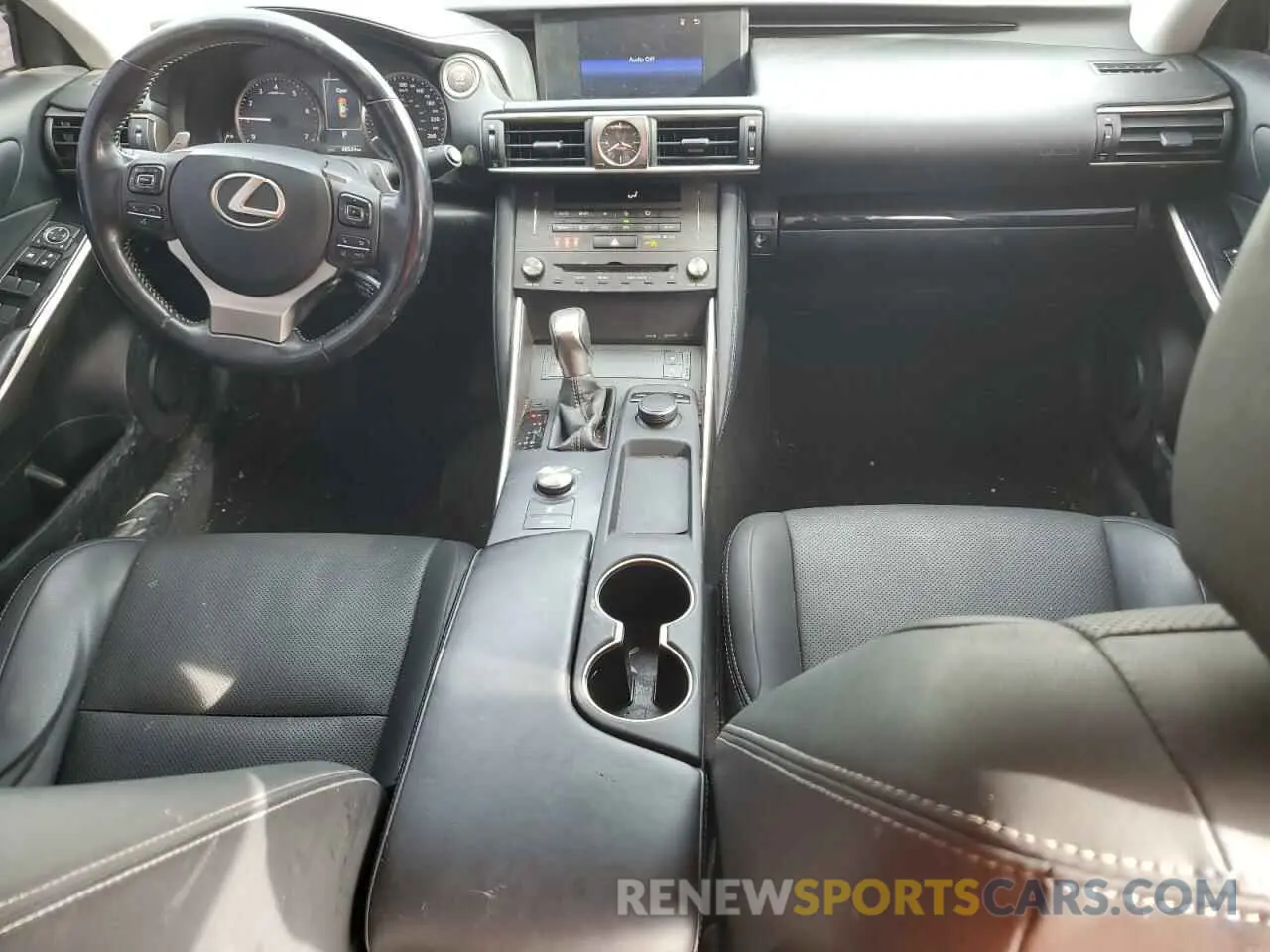 8 fotografías del automóvil dañado JTHD81F22L5040840 LEXUS IS 2020