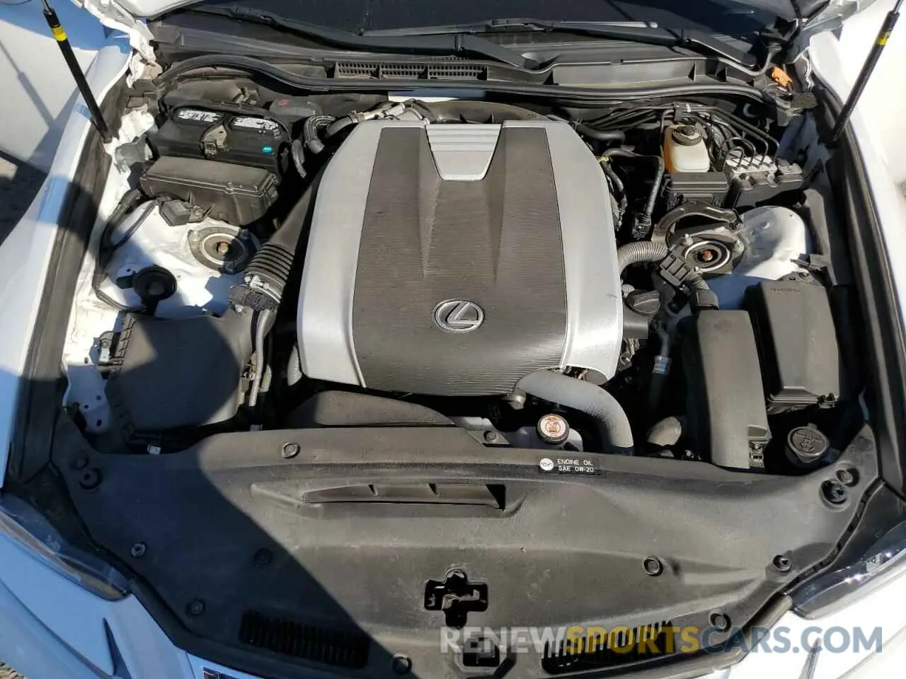 11 fotografías del automóvil dañado JTHD81F25L5041559 LEXUS IS 2020