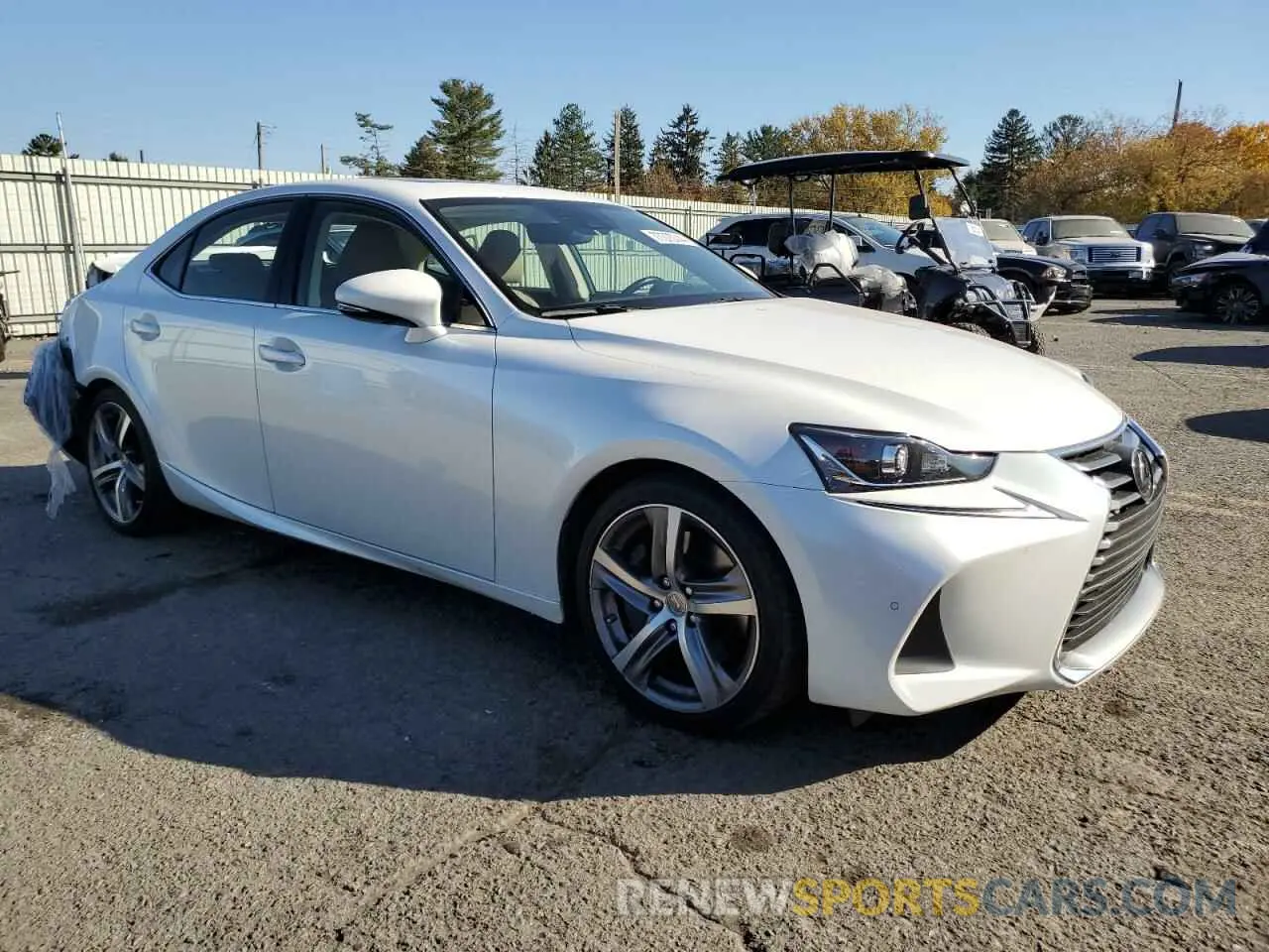 4 fotografías del automóvil dañado JTHD81F25L5041559 LEXUS IS 2020