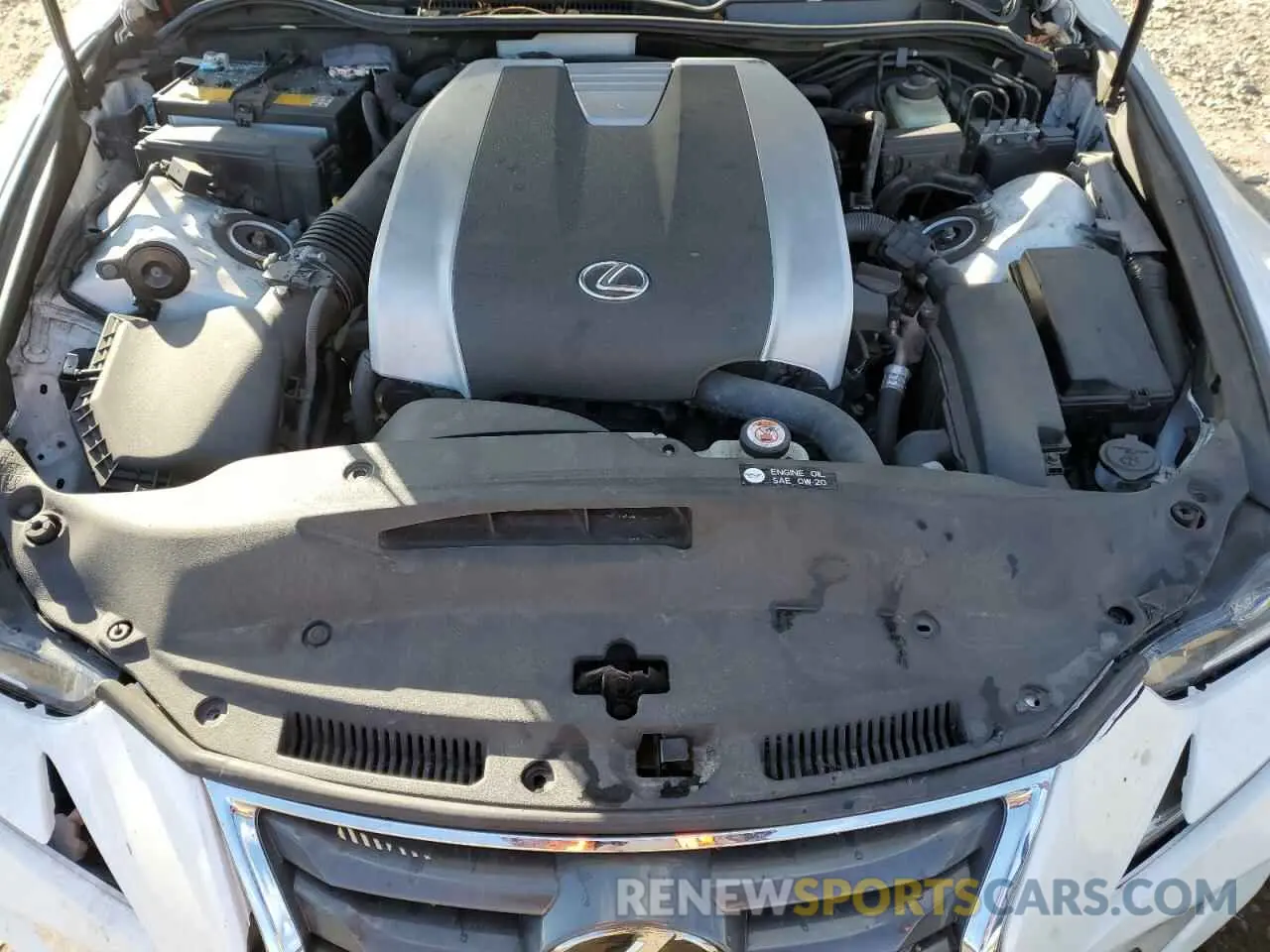 11 fotografías del automóvil dañado JTHD81F28L5043192 LEXUS IS 2020