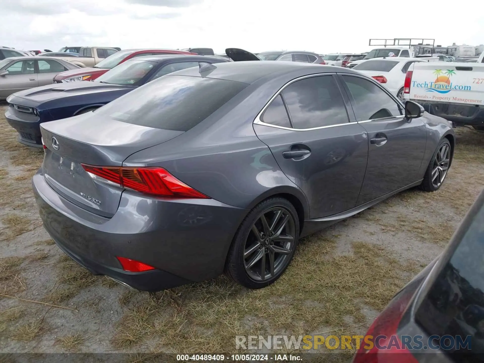 4 fotografías del automóvil dañado JTHG81F26L5041065 LEXUS IS 2020
