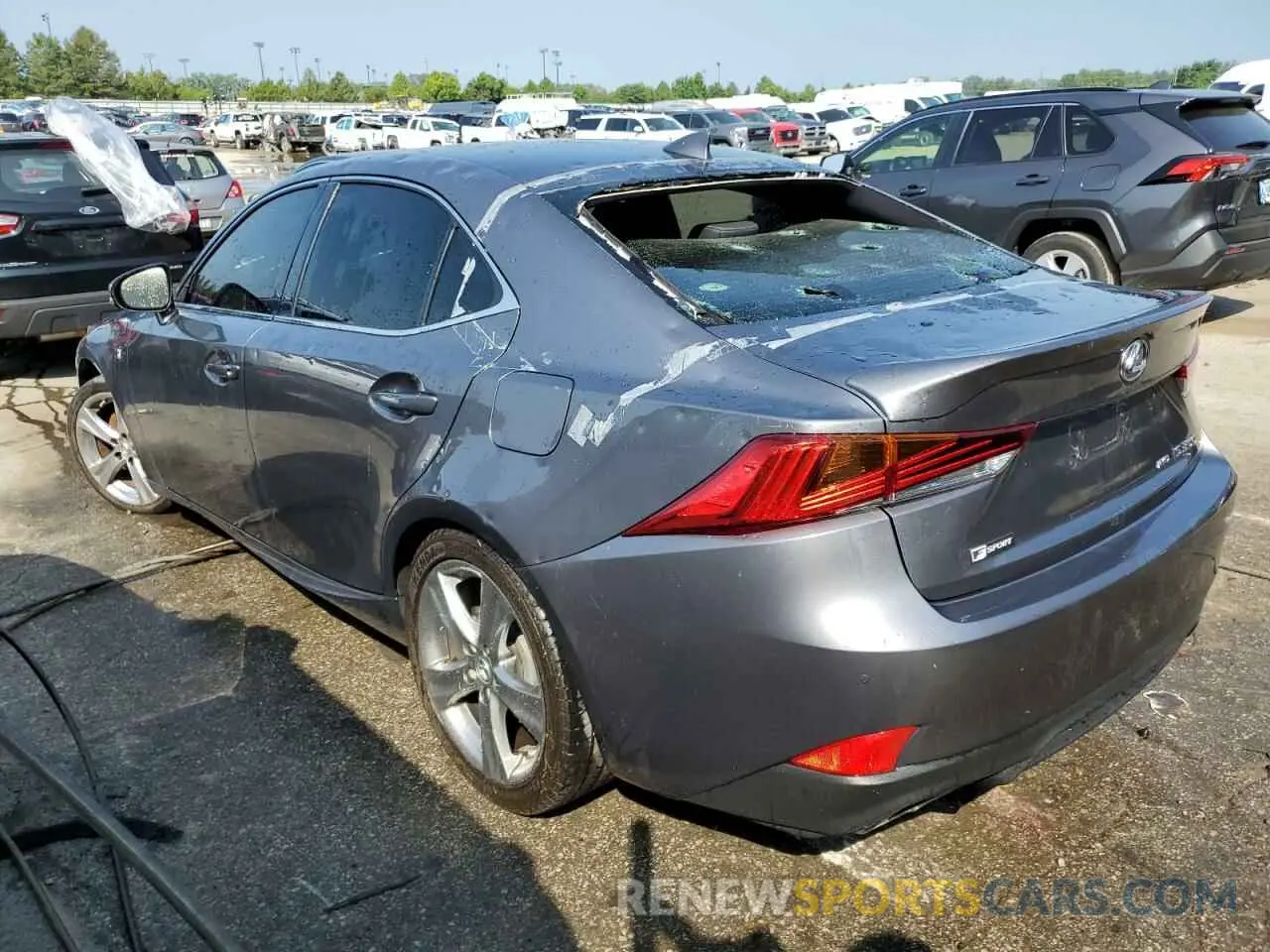 2 fotografías del automóvil dañado JTHG81F26L5042300 LEXUS IS 2020