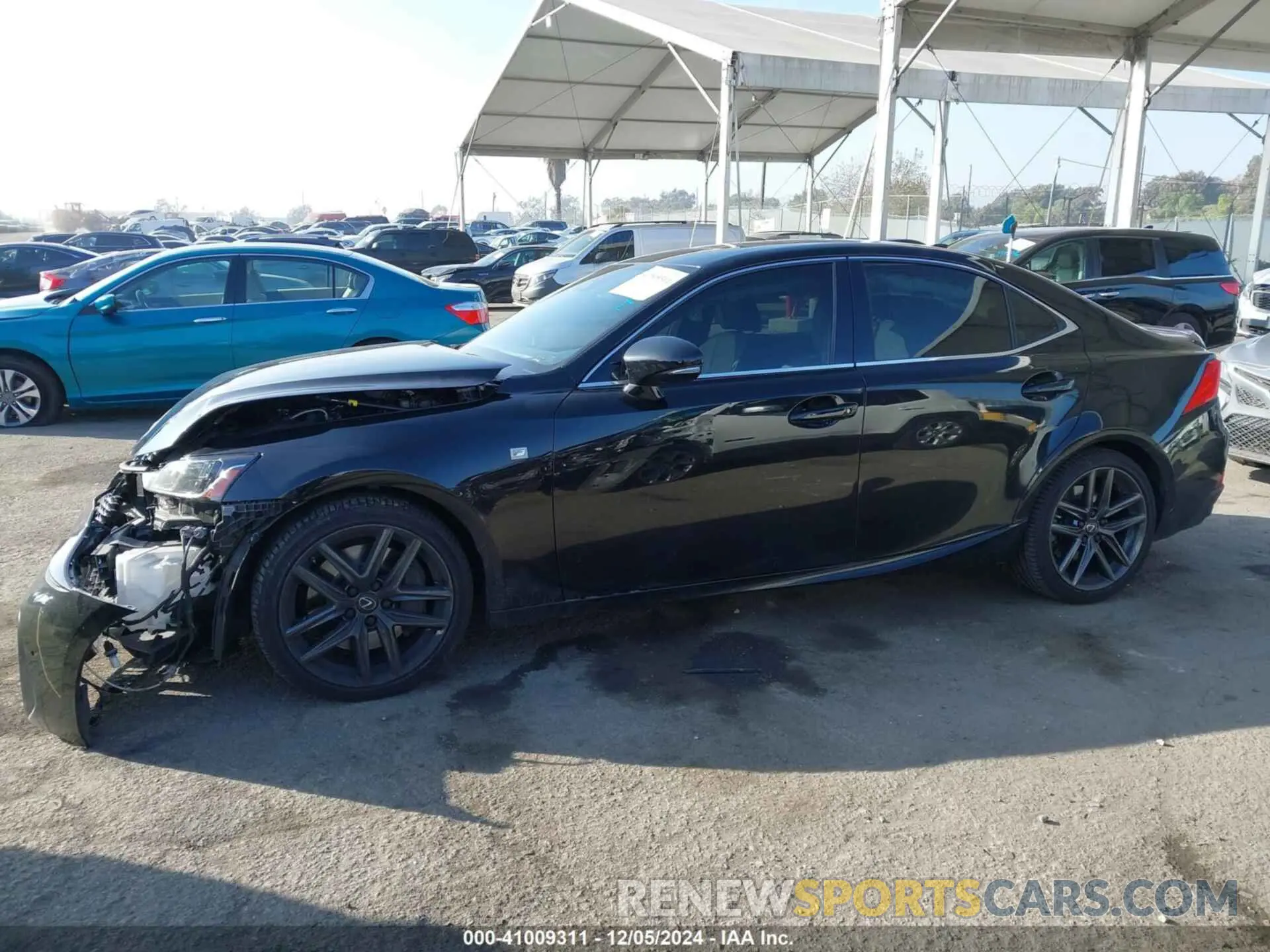 14 fotografías del automóvil dañado JTHGA1D26L5106214 LEXUS IS 2020