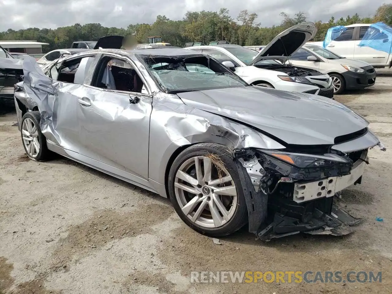 4 fotografías del automóvil dañado JTHAA1D21M5113837 LEXUS IS 2021