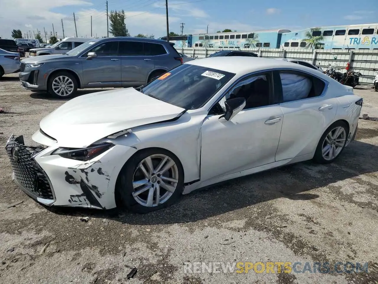 1 fotografías del automóvil dañado JTHAA1D21M5113885 LEXUS IS 2021
