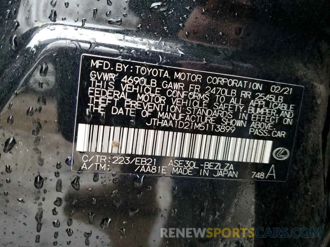 12 fotografías del automóvil dañado JTHAA1D21M5113899 LEXUS IS 2021