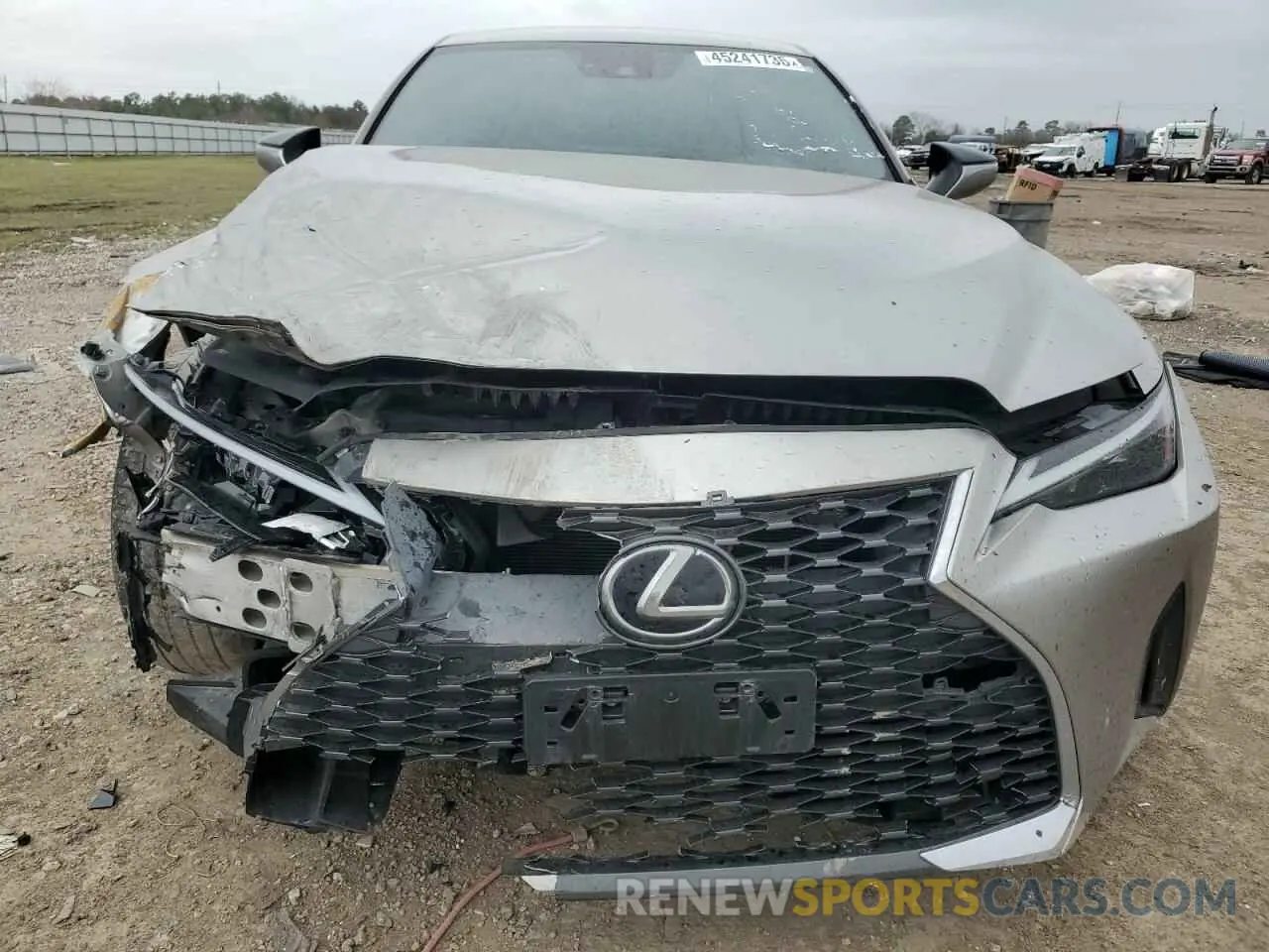 5 fotografías del automóvil dañado JTHAA1D26M5109864 LEXUS IS 2021