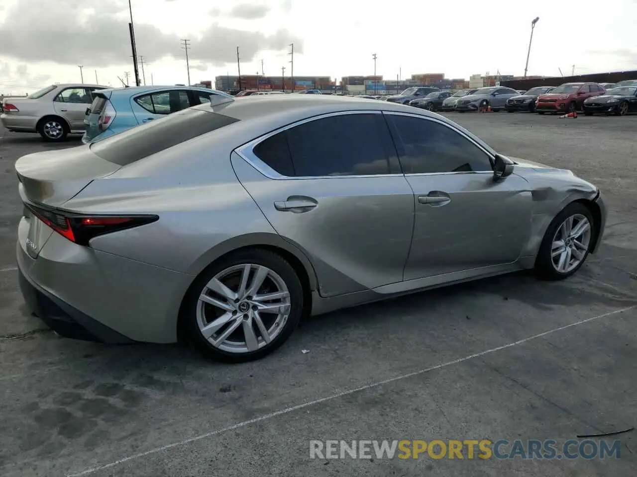 3 fotografías del automóvil dañado JTHAA1D26M5114336 LEXUS IS 2021
