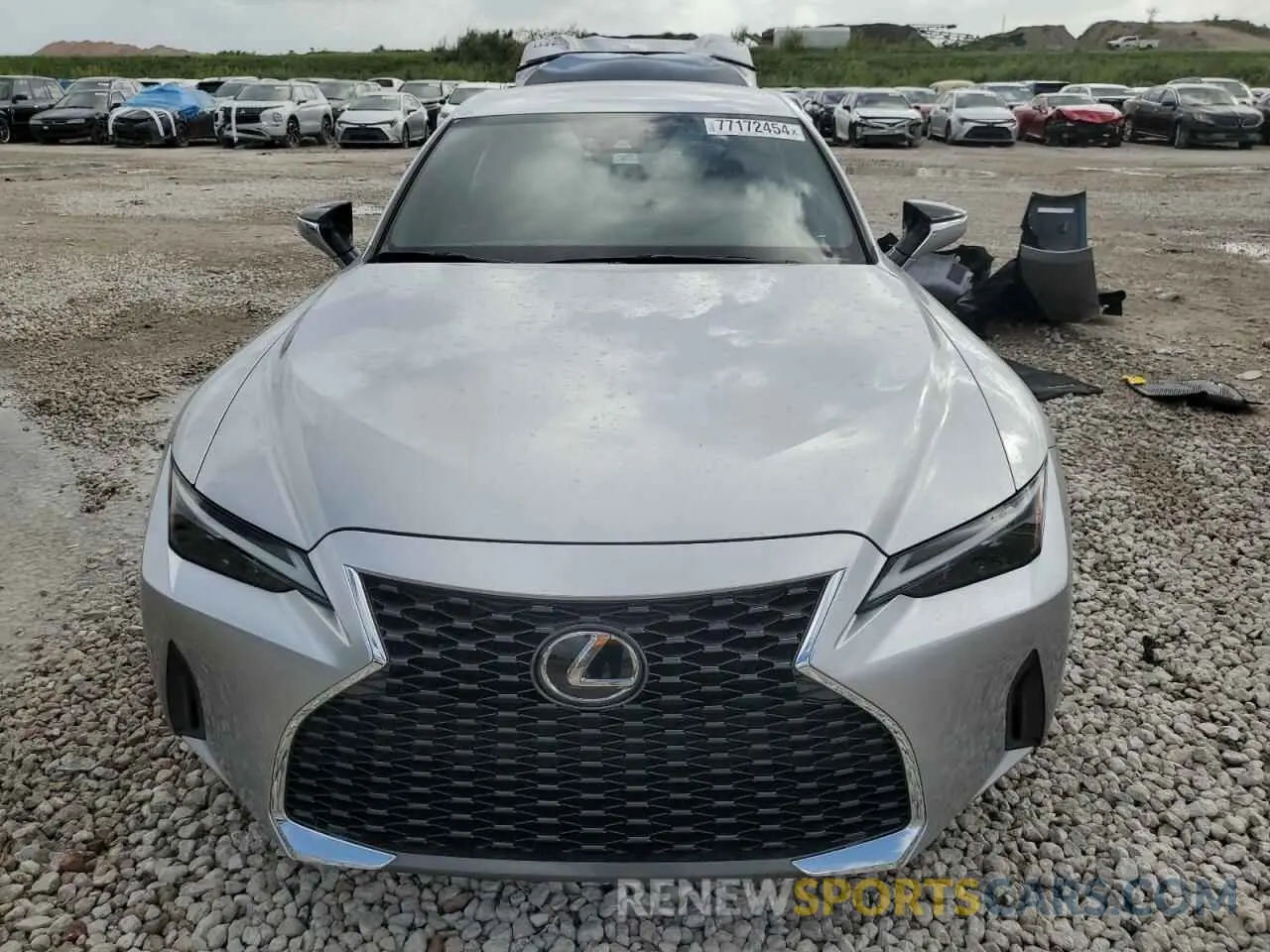 5 fotografías del automóvil dañado JTHAA1D28M5109185 LEXUS IS 2021
