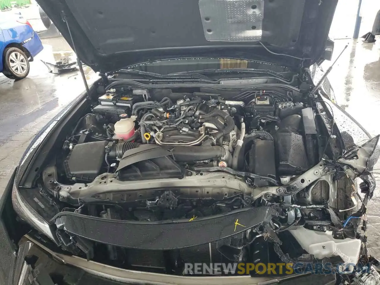 11 fotografías del automóvil dañado JTHAA1D2XM5117871 LEXUS IS 2021