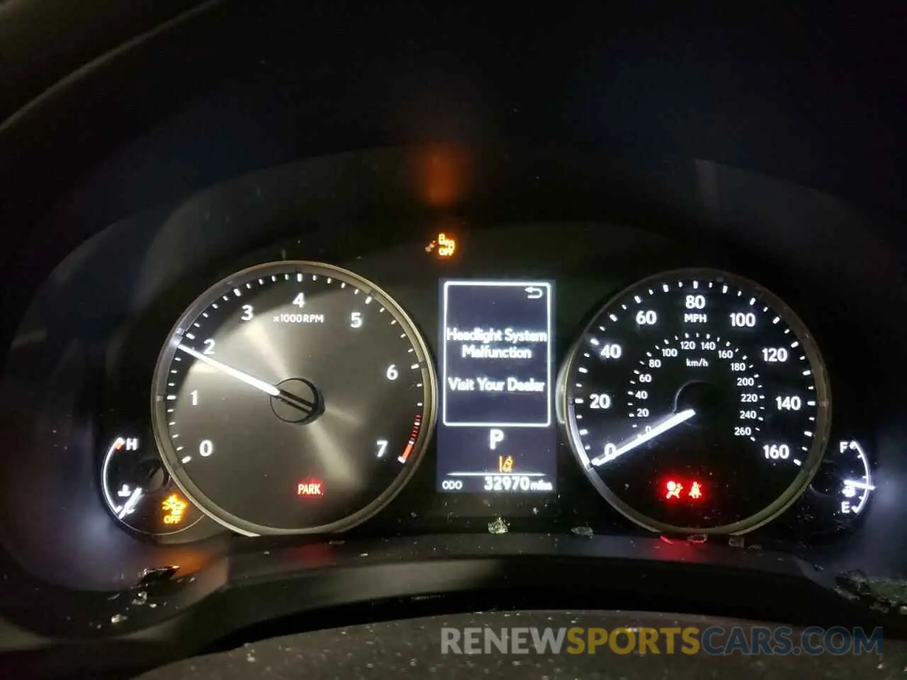 9 fotografías del automóvil dañado JTHC81F20M5047475 LEXUS IS 2021