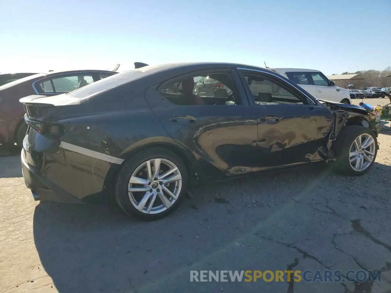 3 fotografías del automóvil dañado JTHC81F22M5047297 LEXUS IS 2021