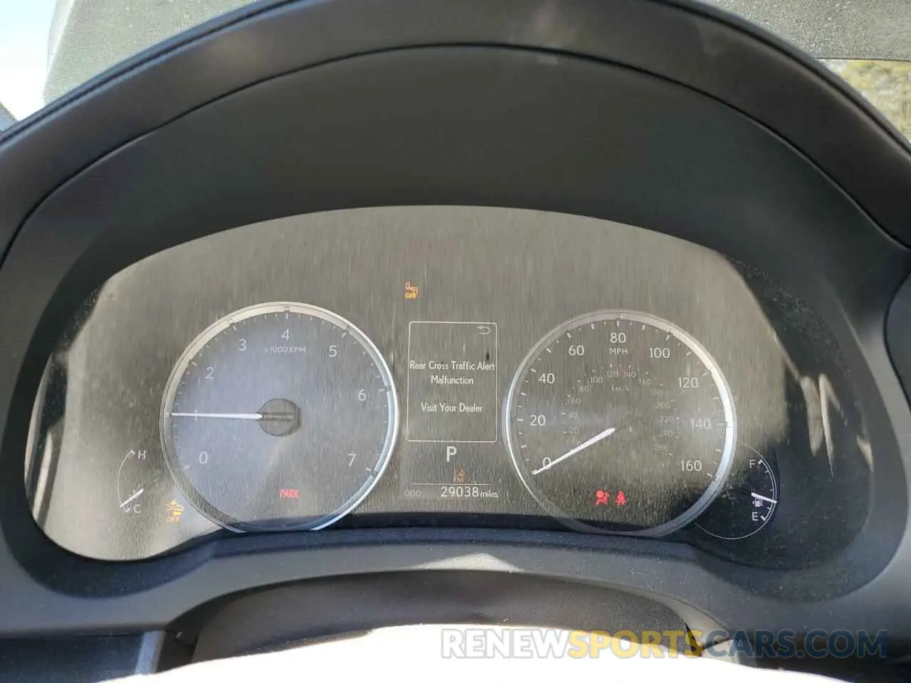 9 fotografías del automóvil dañado JTHC81F22M5047297 LEXUS IS 2021