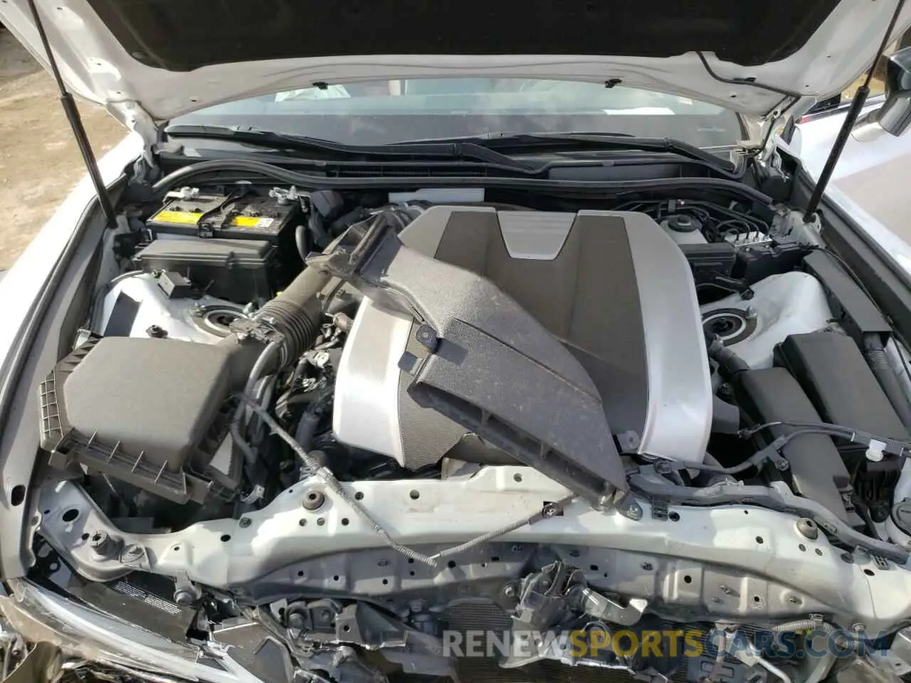 11 fotografías del automóvil dañado JTHC81F24M5044899 LEXUS IS 2021