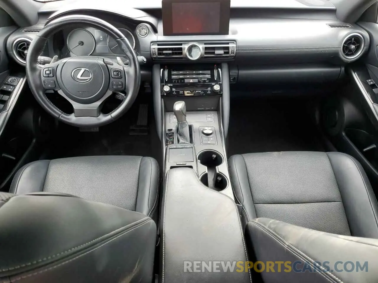 8 fotografías del automóvil dañado JTHCA1D20M5114714 LEXUS IS 2021