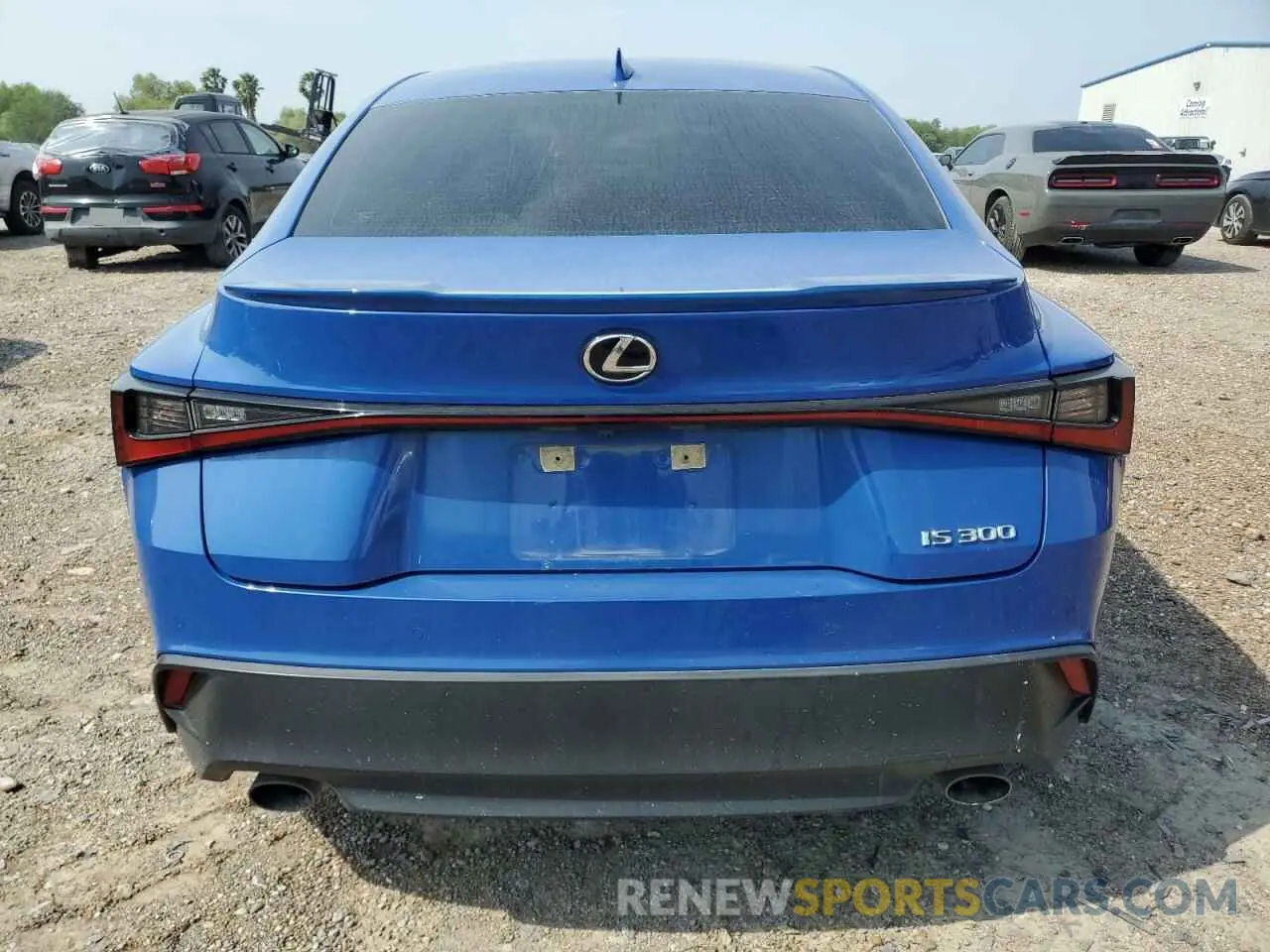 6 fotografías del automóvil dañado JTHCA1D22M5114777 LEXUS IS 2021