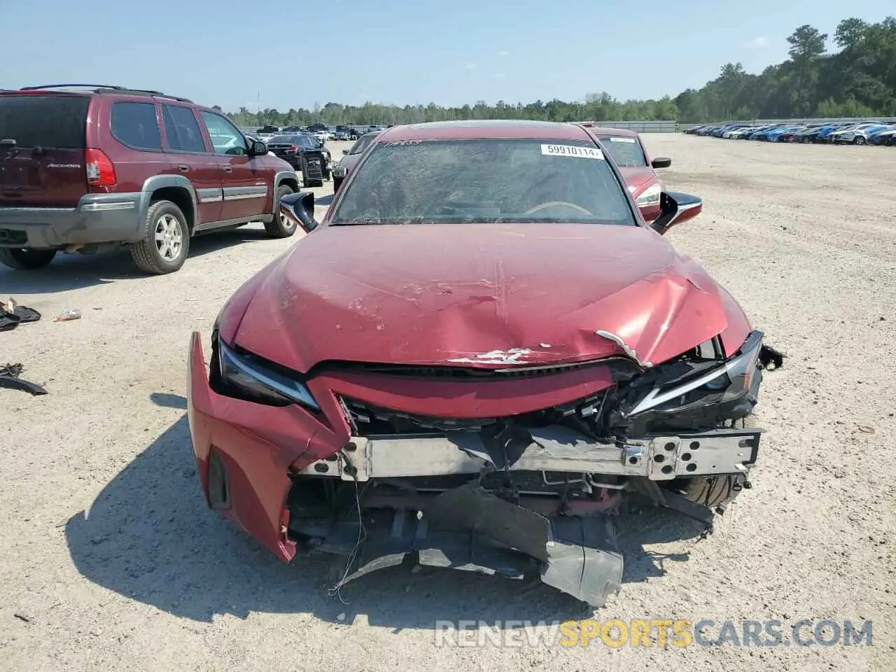 5 fotografías del automóvil dañado JTHCA1D23M5114853 LEXUS IS 2021