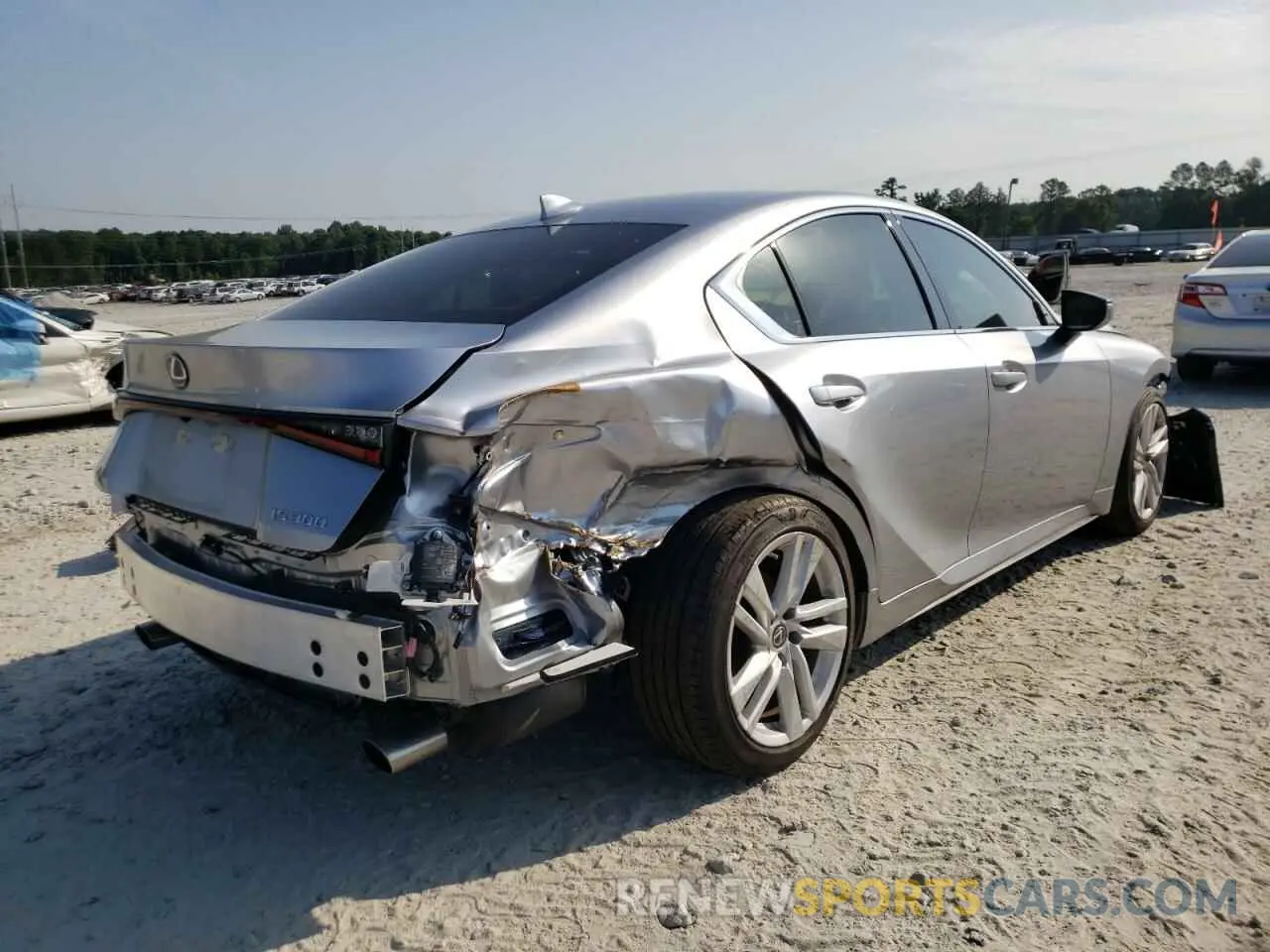 4 fotografías del automóvil dañado JTHCA1D24M5112948 LEXUS IS 2021