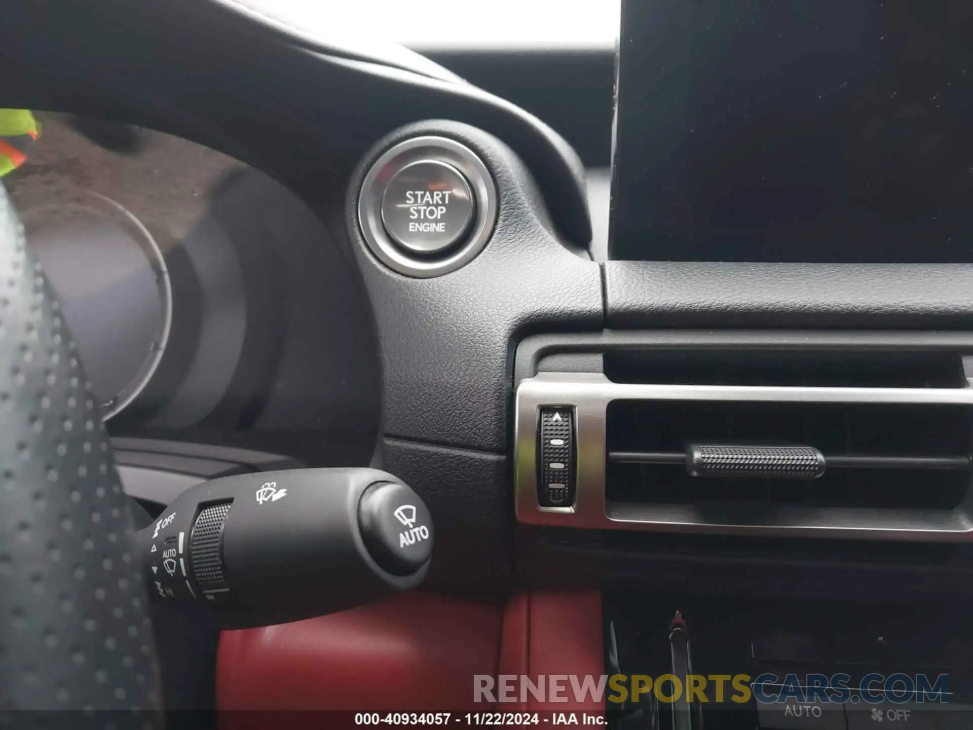 16 fotografías del automóvil dañado JTHGZ1B25M5047573 LEXUS IS 2021