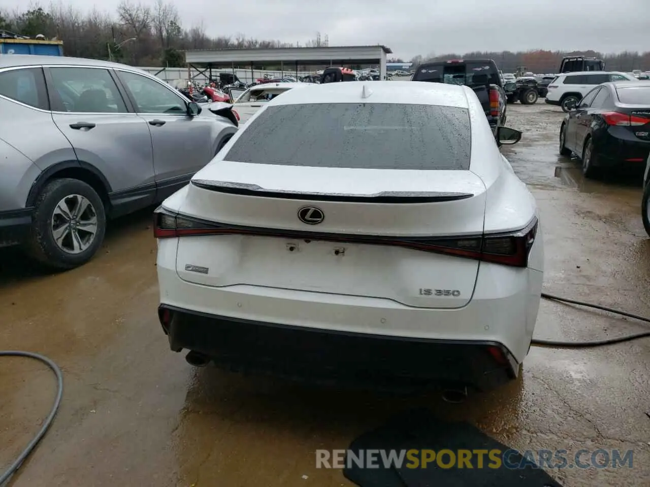 6 fotografías del automóvil dañado JTHGZ1B26M5044407 LEXUS IS 2021