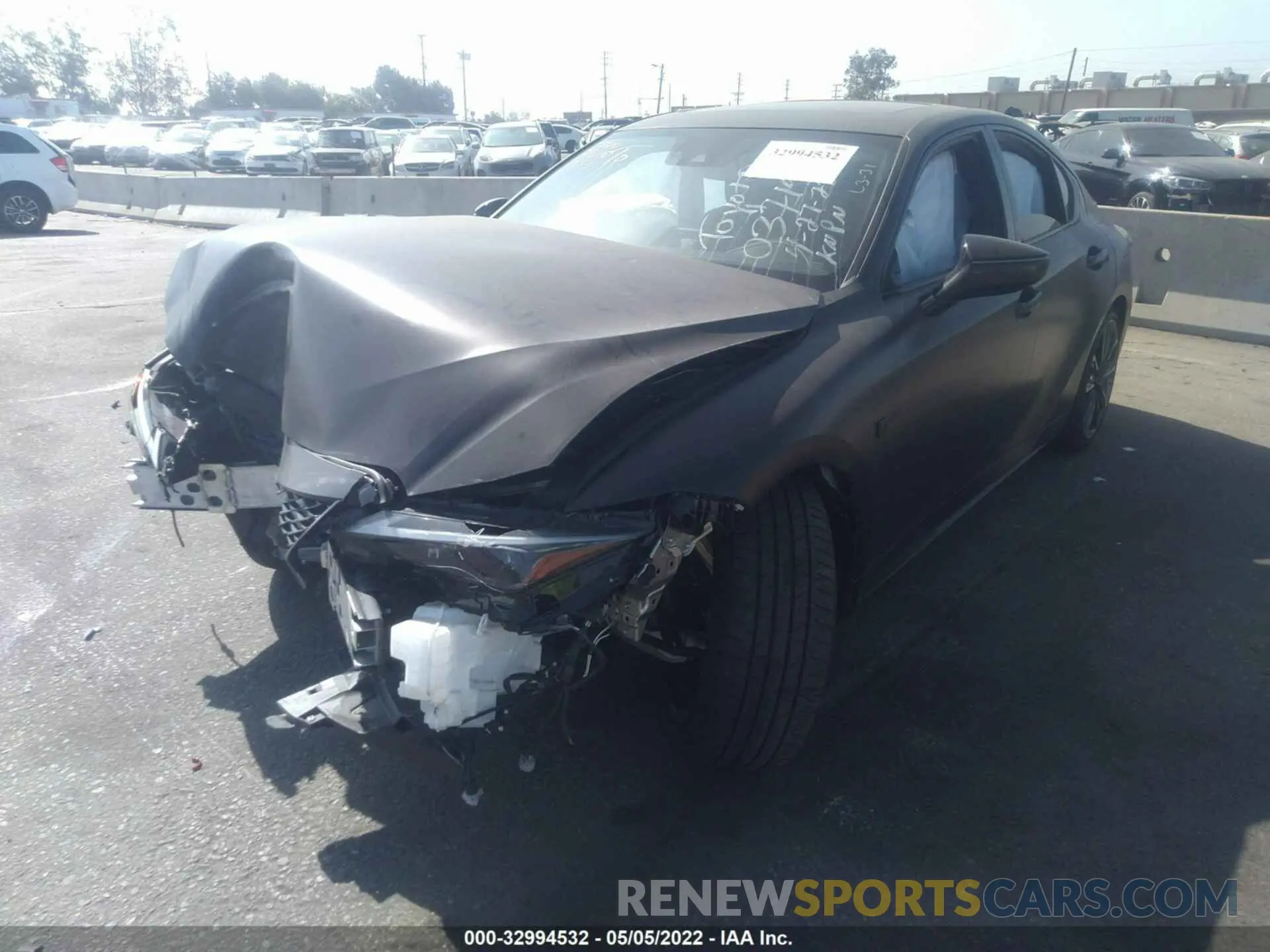 2 fotografías del automóvil dañado JTHGZ1B2XM5037153 LEXUS IS 2021
