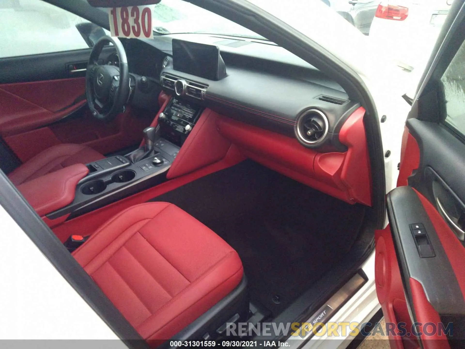 5 fotografías del automóvil dañado JTHGZ1E22M5019497 LEXUS IS 2021