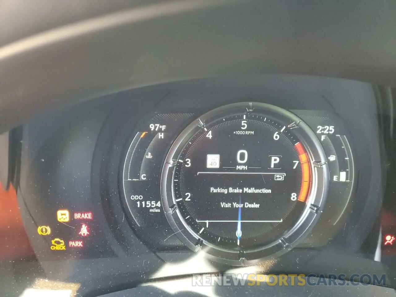 8 fotografías del automóvil dañado JTHGZ1E25M5018795 LEXUS IS 2021