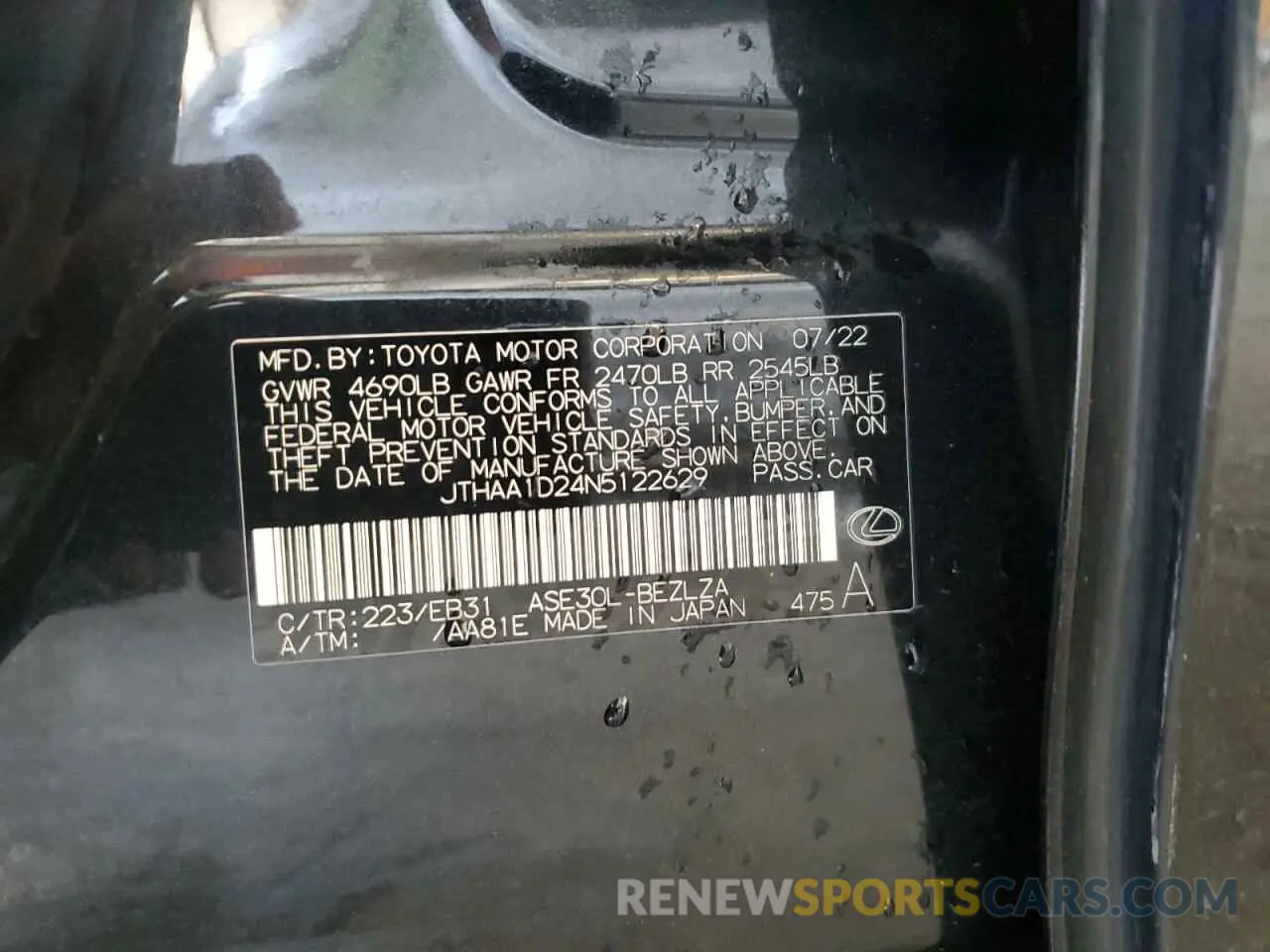 12 fotografías del automóvil dañado JTHAA1D24N5122629 LEXUS IS 2022