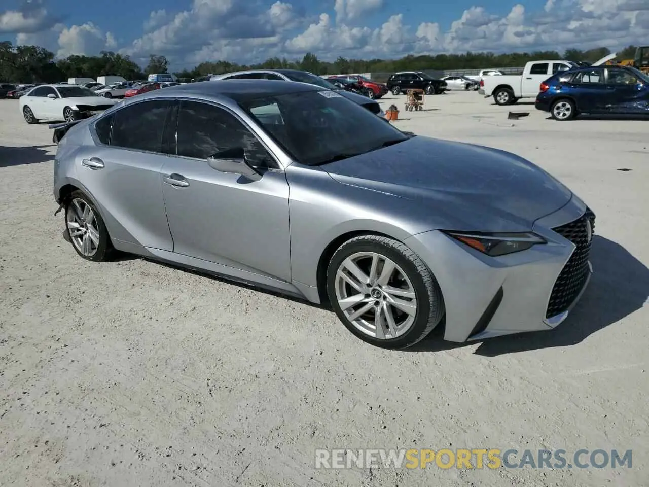 4 fotografías del automóvil dañado JTHAA1D25N5120551 LEXUS IS 2022