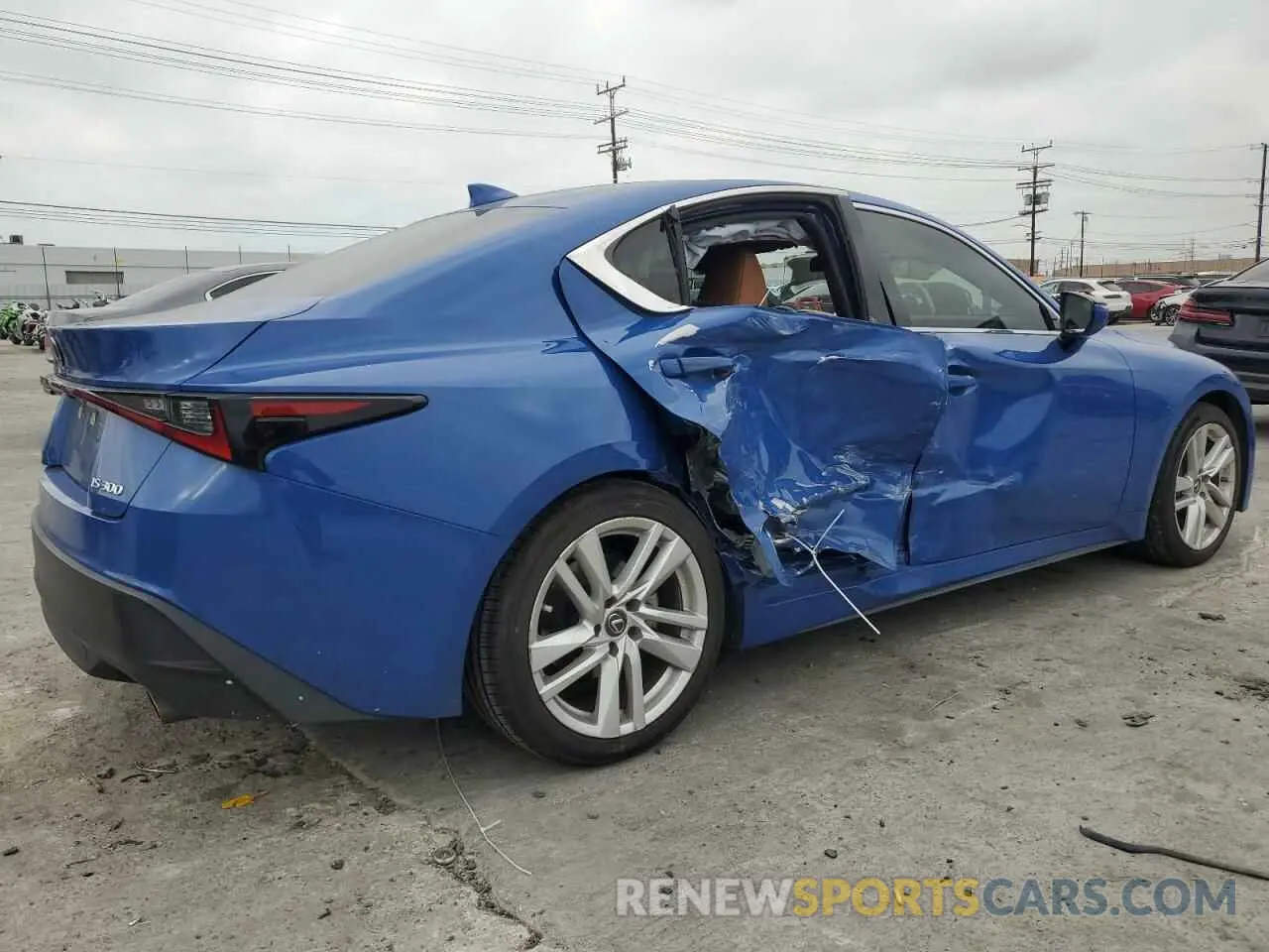 3 fotografías del automóvil dañado JTHAA1D26N5122731 LEXUS IS 2022