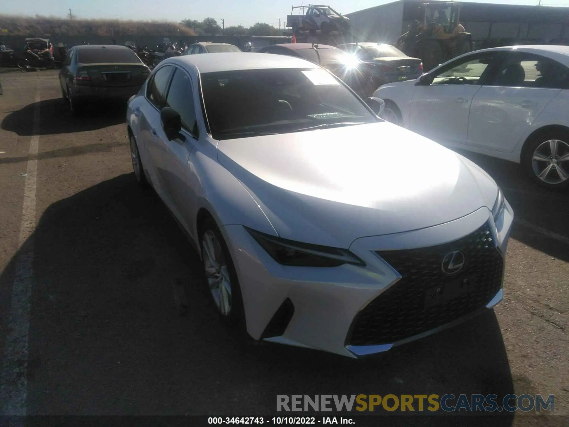 1 fotografías del automóvil dañado JTHAA1D27N5120261 LEXUS IS 2022