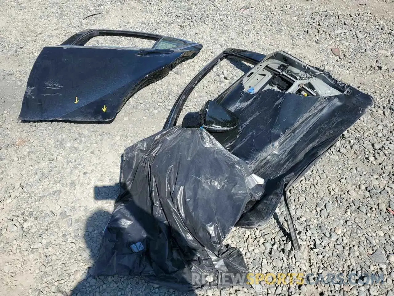 12 fotografías del automóvil dañado JTHC81F20N5047879 LEXUS IS 2022