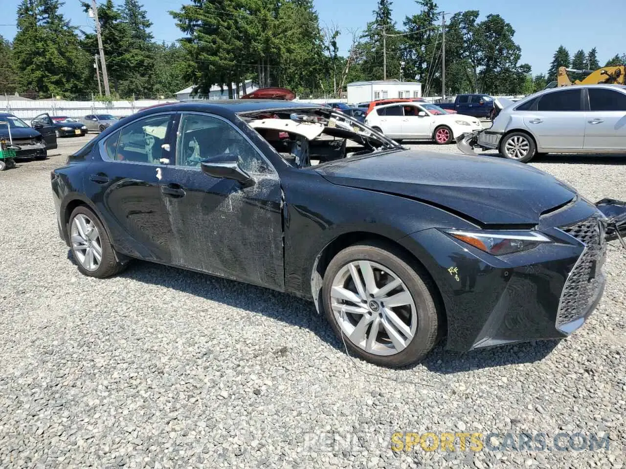 4 fotografías del automóvil dañado JTHC81F20N5047879 LEXUS IS 2022