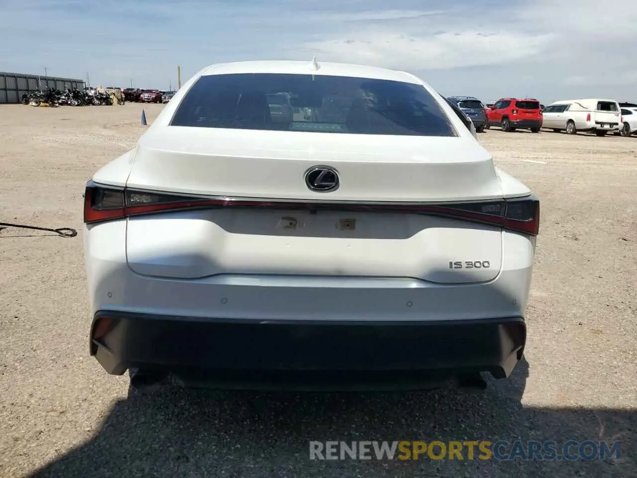 6 fotografías del automóvil dañado JTHCA1D29N5120674 LEXUS IS 2022
