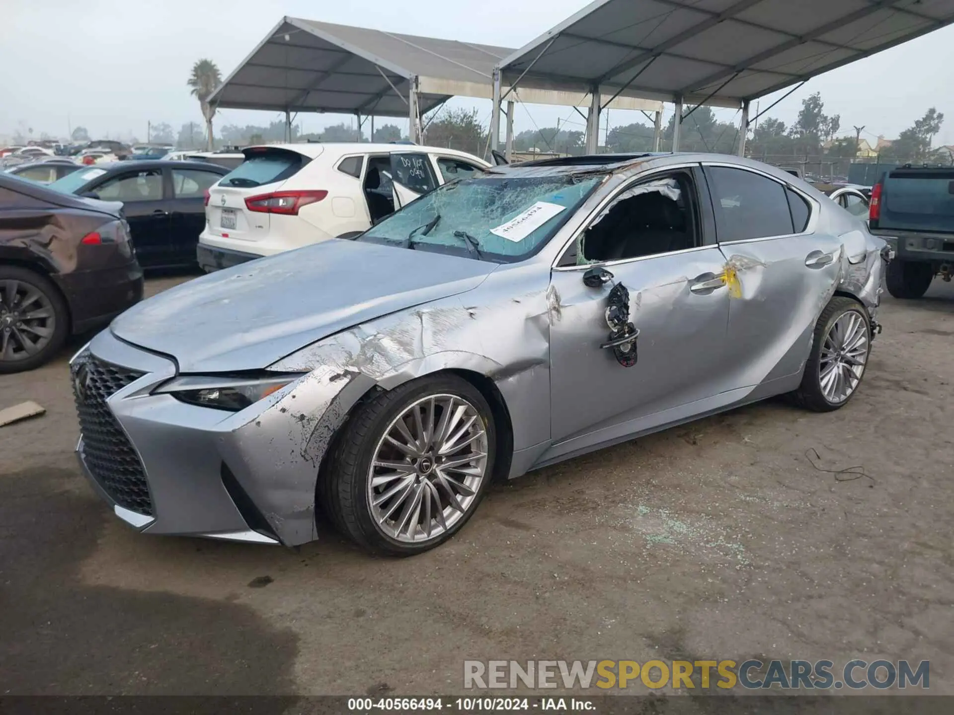 2 fotografías del automóvil dañado JTHDA1D22N5121248 LEXUS IS 2022