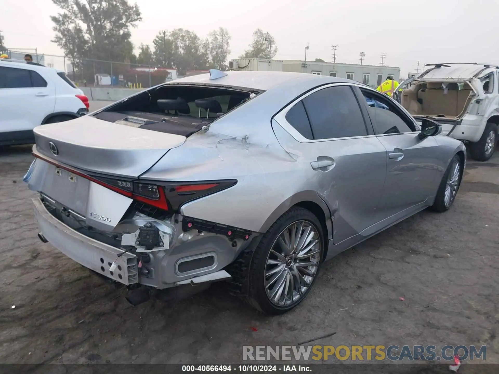 4 fotografías del automóvil dañado JTHDA1D22N5121248 LEXUS IS 2022