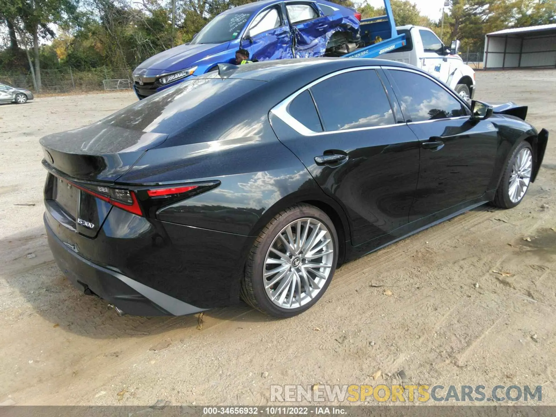 4 fotografías del automóvil dañado JTHDA1D25N5118800 LEXUS IS 2022