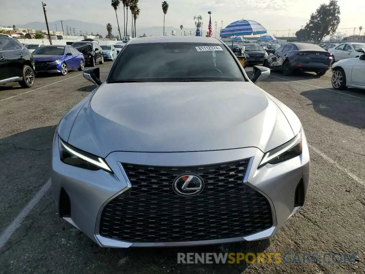 5 fotografías del automóvil dañado JTHDA1D27N5122086 LEXUS IS 2022