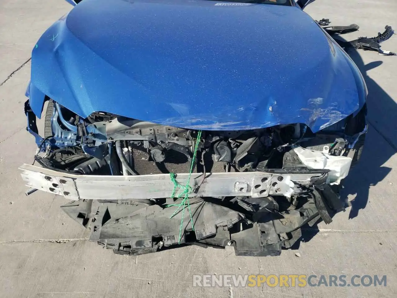 11 fotografías del automóvil dañado JTHDA1D28N5120959 LEXUS IS 2022