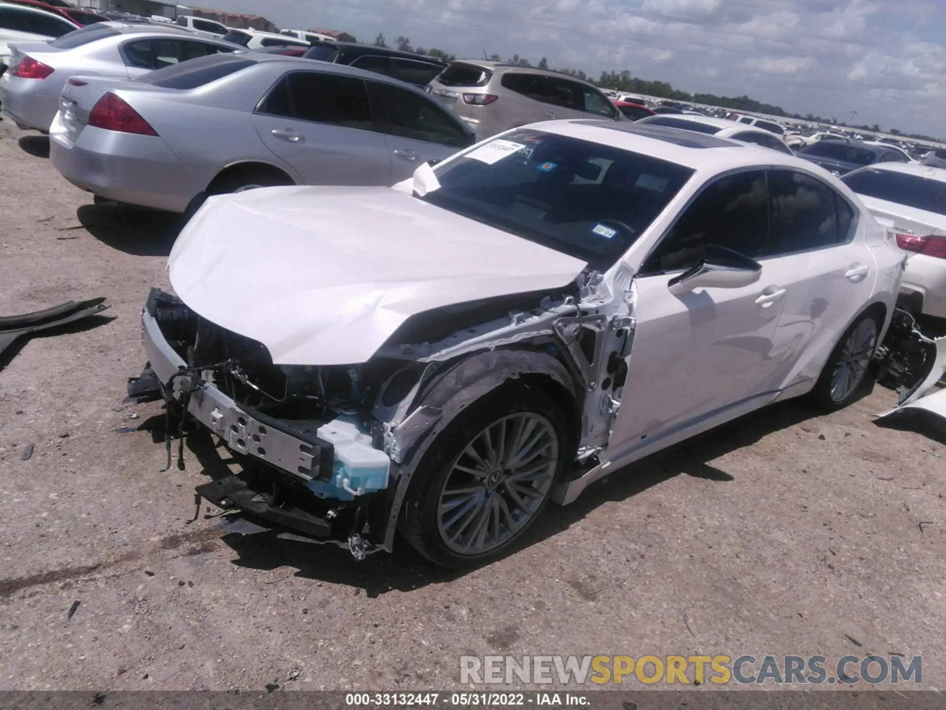 2 fotografías del automóvil dañado JTHDA1D29N5118623 LEXUS IS 2022