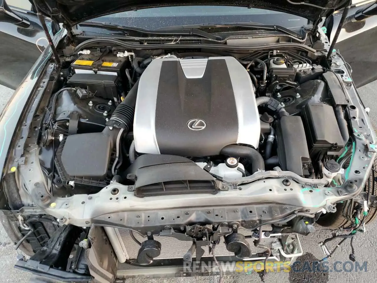 11 fotografías del automóvil dañado JTHGZ1B25N5049258 LEXUS IS 2022