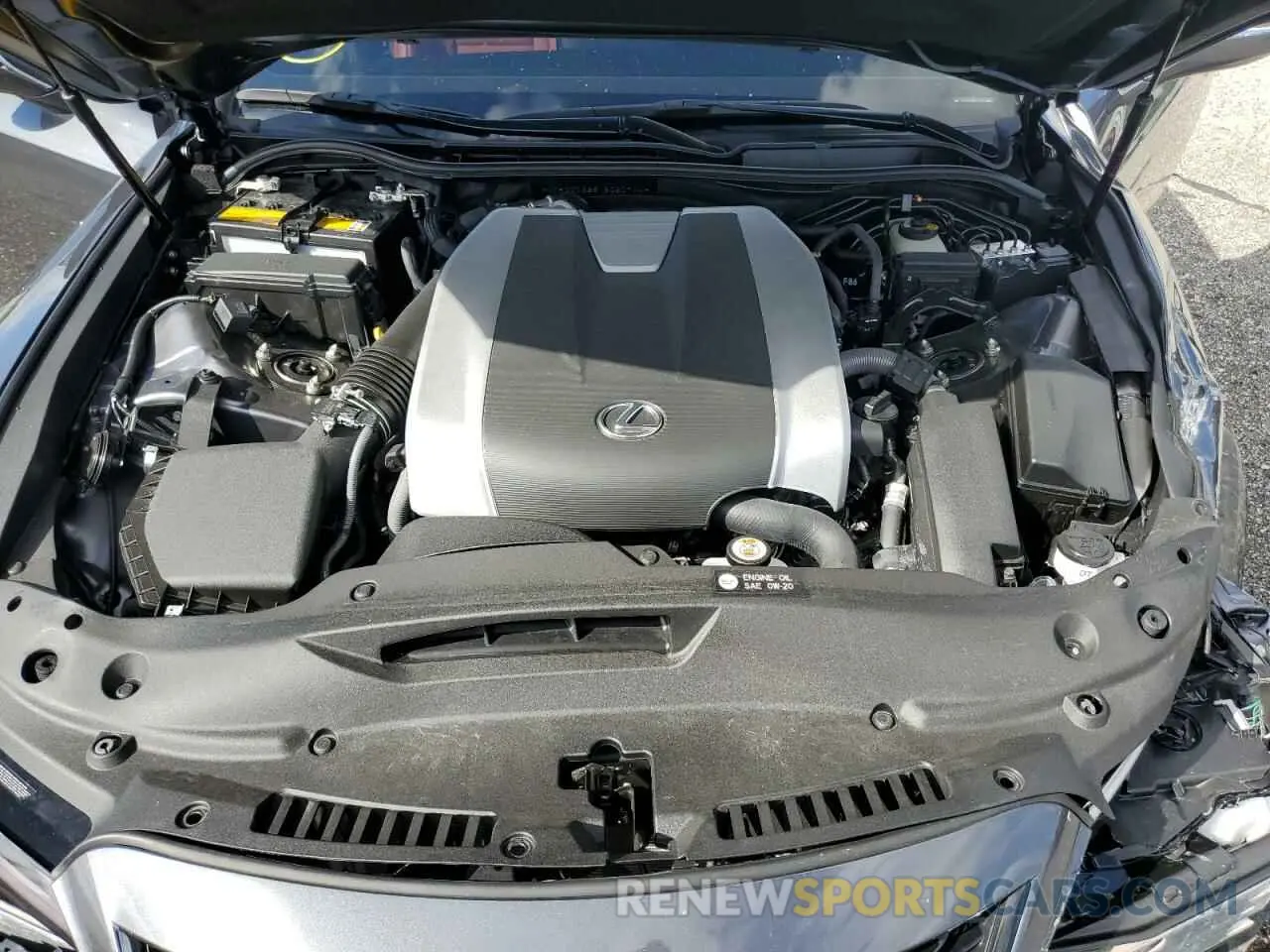 11 fotografías del automóvil dañado JTHGZ1B28N5050744 LEXUS IS 2022