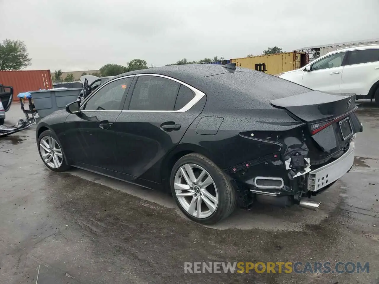 2 fotografías del automóvil dañado JTHCA1D26P5123020 LEXUS IS 2023