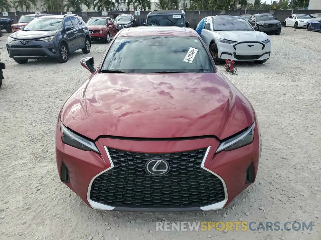 5 fotografías del automóvil dañado JTHCA1D29P5127529 LEXUS IS 2023