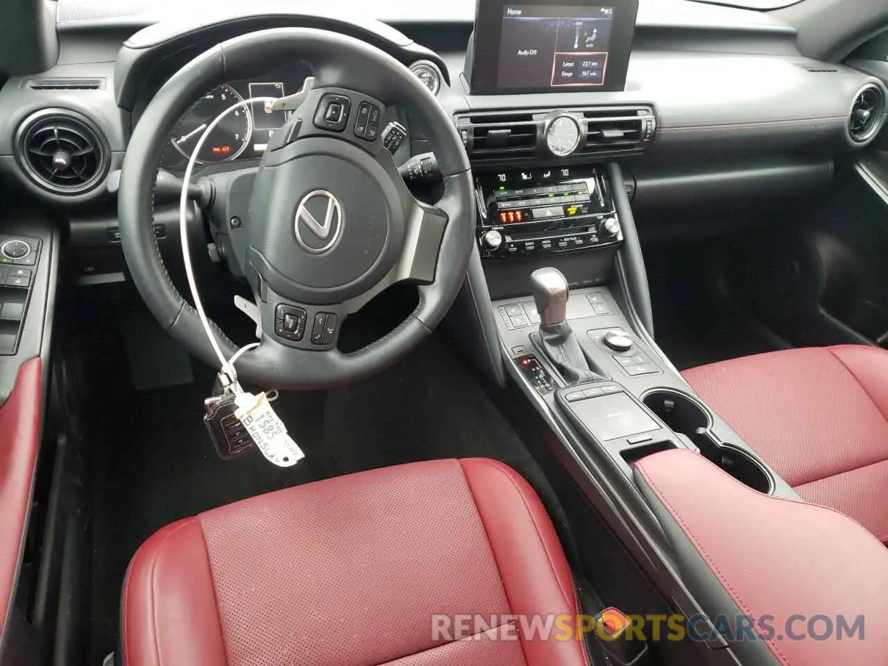 8 fotografías del automóvil dañado JTHD81F28P5051184 LEXUS IS 2023