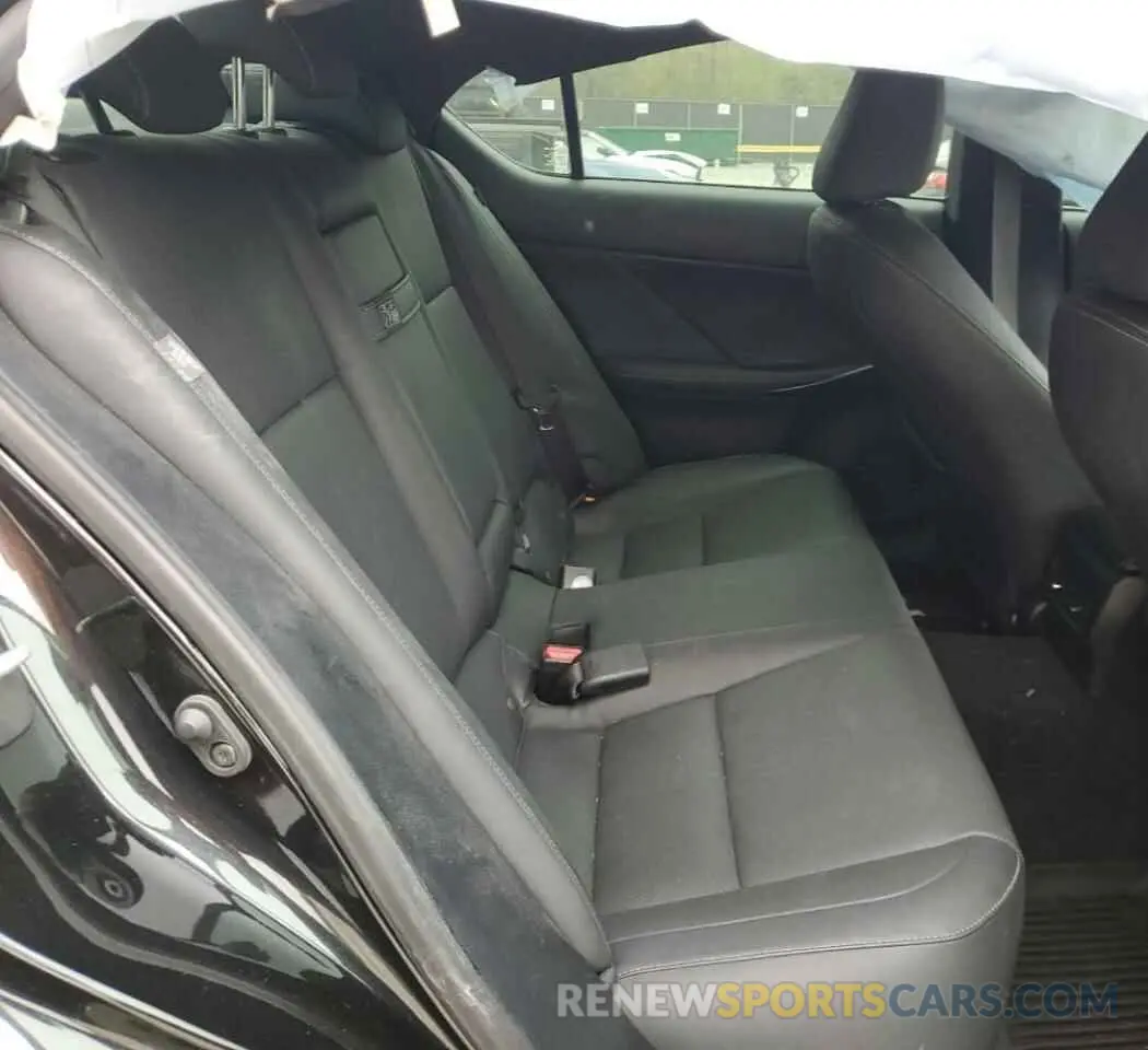 10 fotografías del automóvil dañado JTHD81F2XP5050344 LEXUS IS 2023