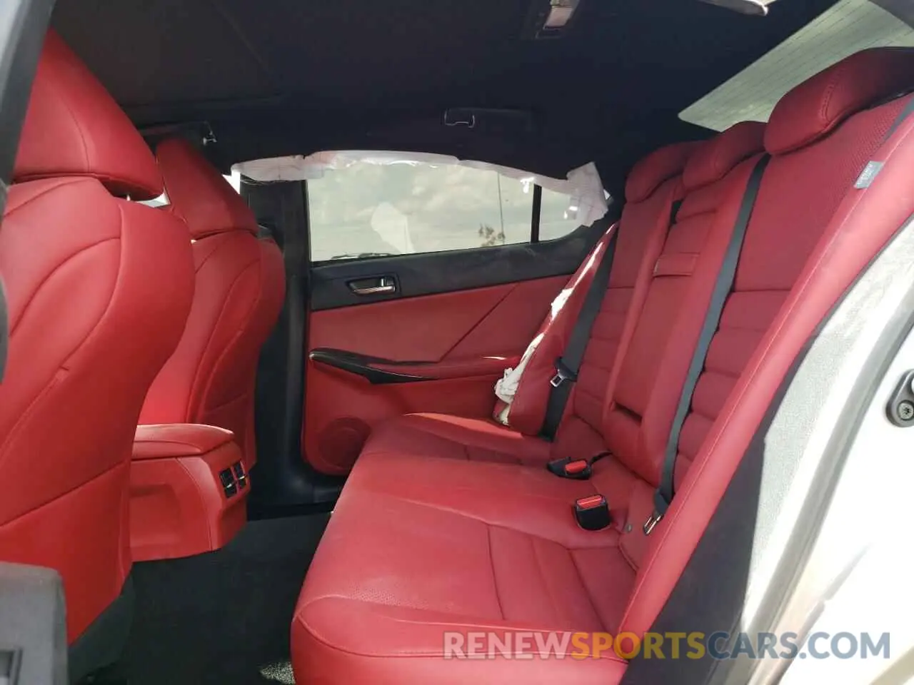 10 fotografías del automóvil dañado JTHGZ1B23P5060648 LEXUS IS 2023