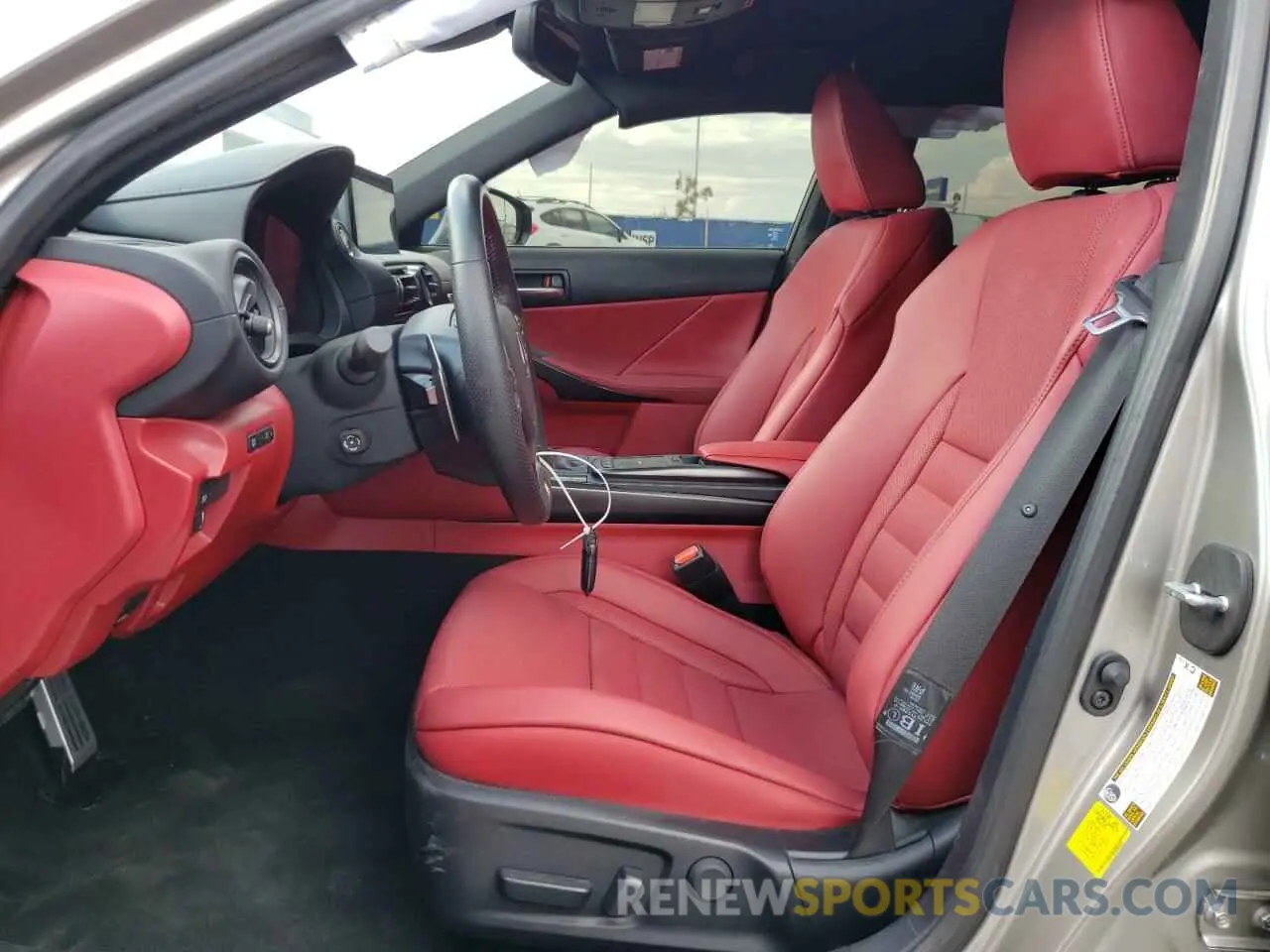 7 fotografías del automóvil dañado JTHGZ1B23P5060648 LEXUS IS 2023