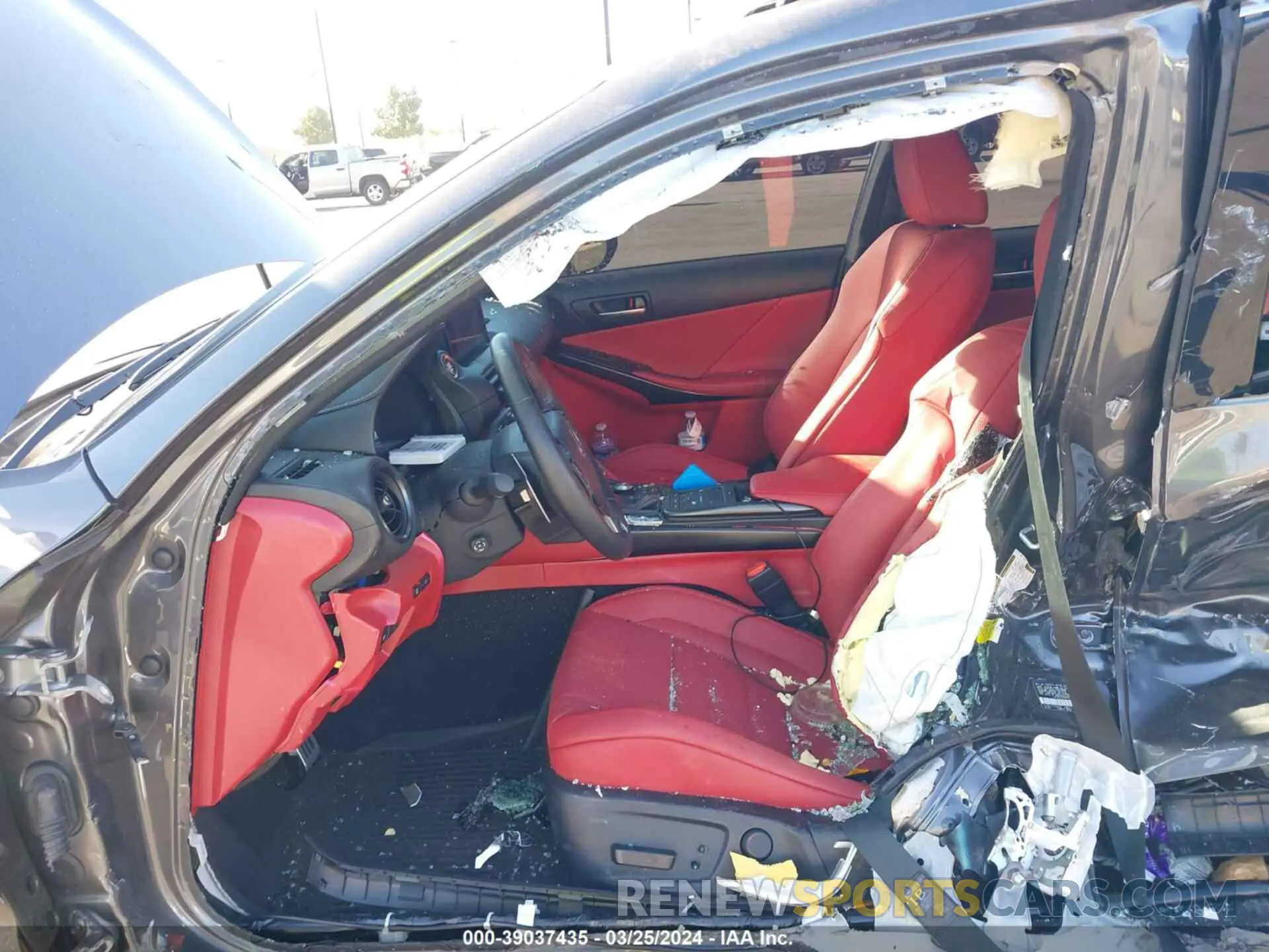 5 fotografías del automóvil dañado JTHGZ1B25P5062403 LEXUS IS 2023
